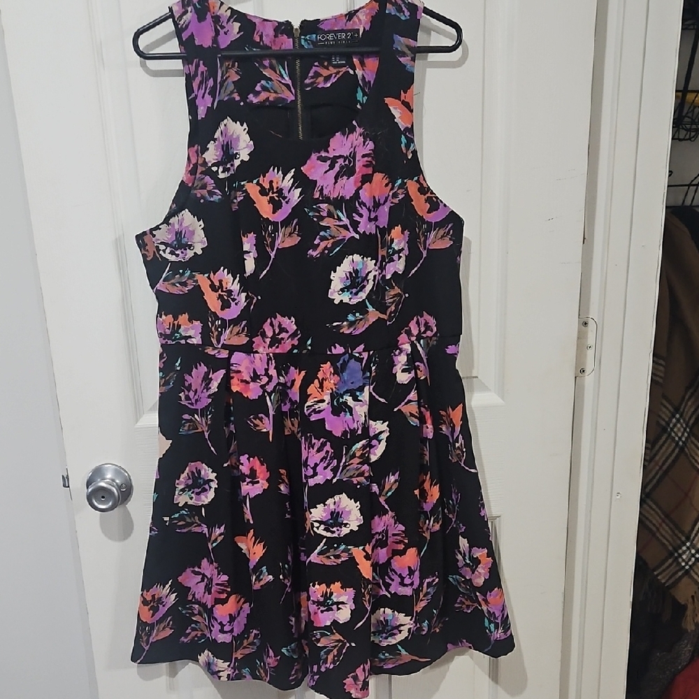 Forever 21 Black and Pink Floral Women's Dress Size 0X